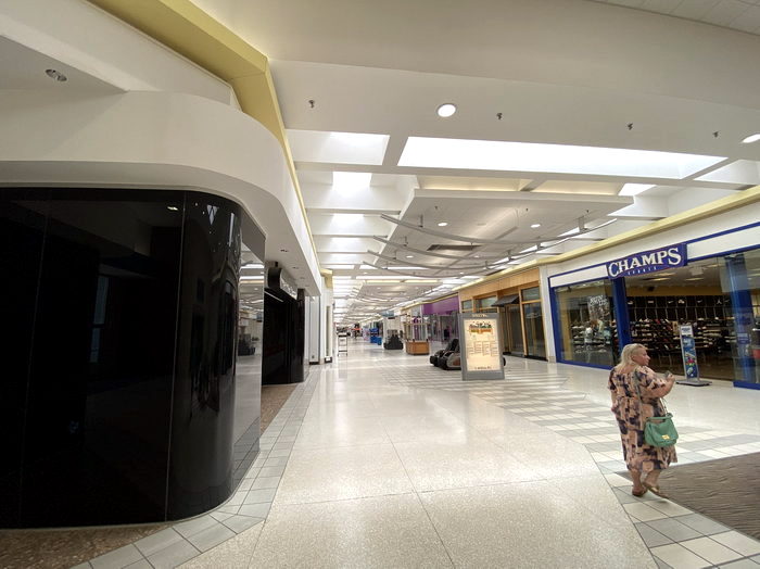 Fashion Square Mall - June 15 2022 Photo